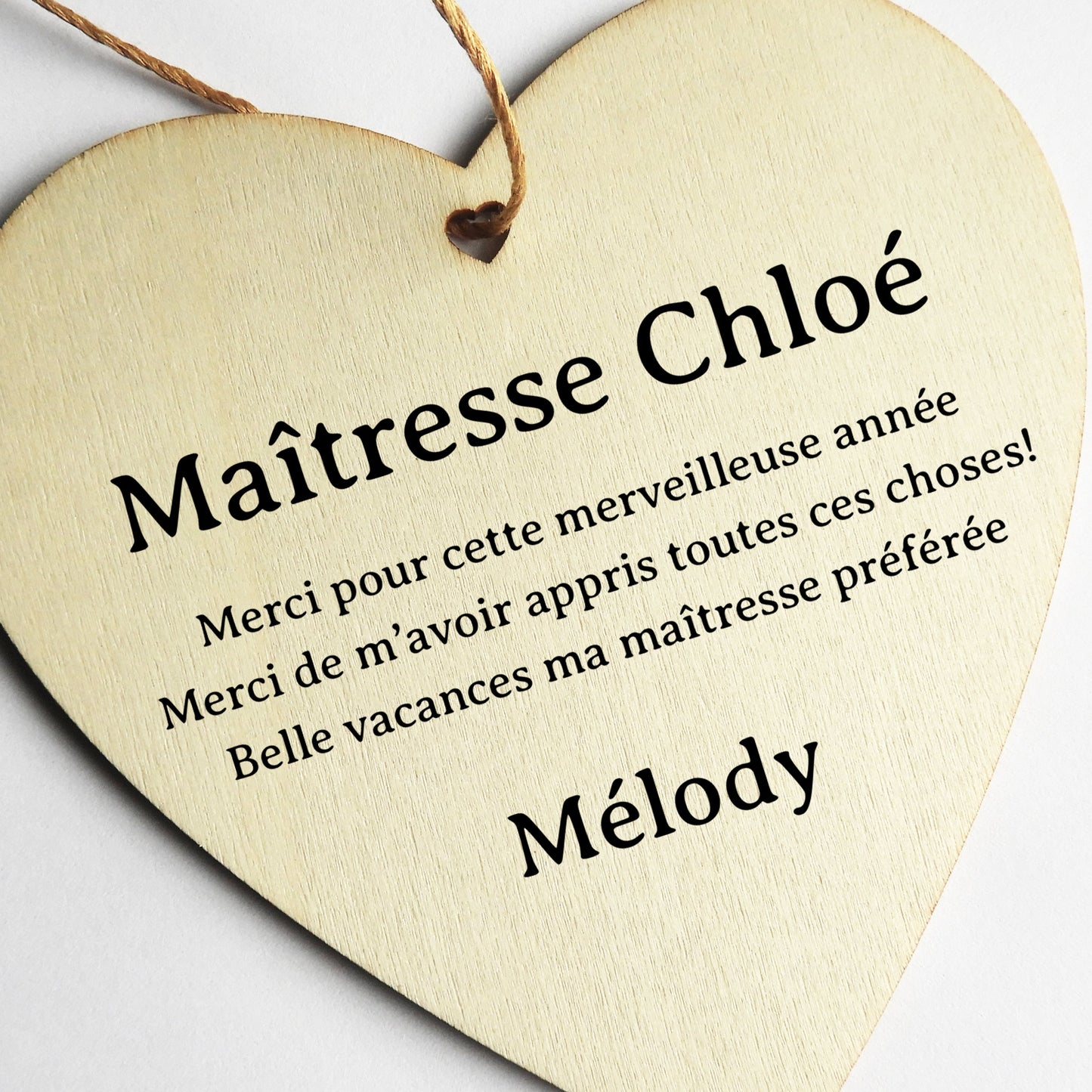 cœur en bois personnalisé avec votre message doux maitresse