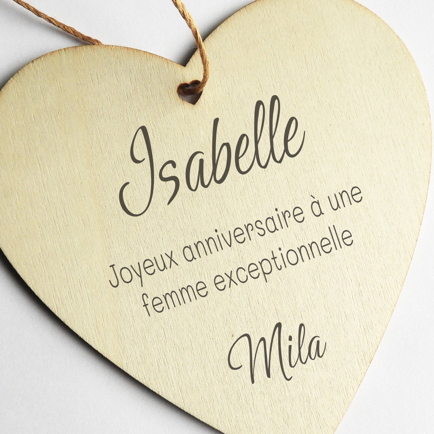 un cœur en bois personnalisé
