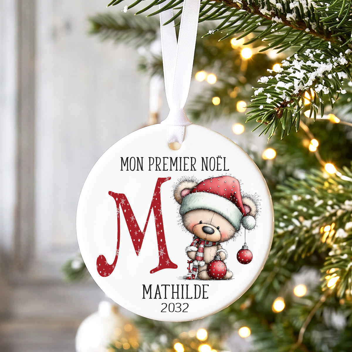 Décoration de Noël personnalisée pour le premier Noël de bébé avec un ours rouge
