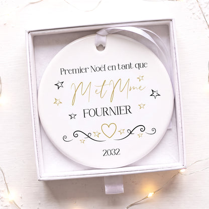 Décoration noire personnalisée avec les prénoms des mariés et l’année